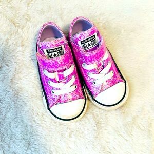 Pink sparkle Converse toddler girl shoes!